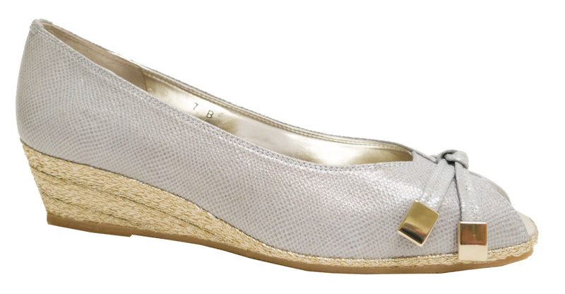 4217 - Silver Textured Leather